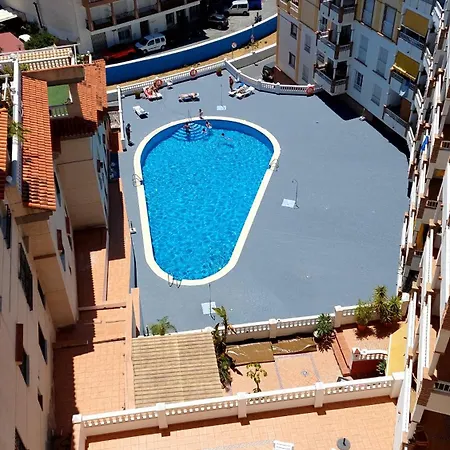 Big Terrace Retreat And Only Steps From & Town La Herradura (Granada)