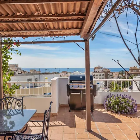 Apartment Big Terrace Retreat And Only Steps From & Town *